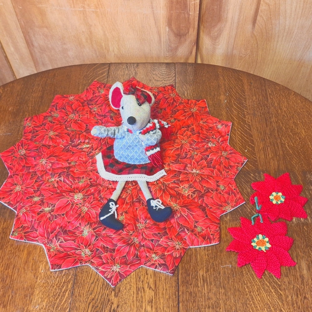 Handmade Poinsettia Table Center Piece & Crochet Pot Holders Bundle, NWT